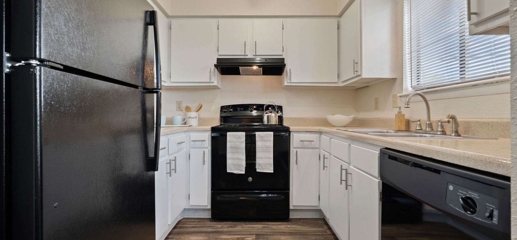 Hawthorne at Oak Ridgeapartment kitchen and with upgraded appliances and and ample cabinet storage